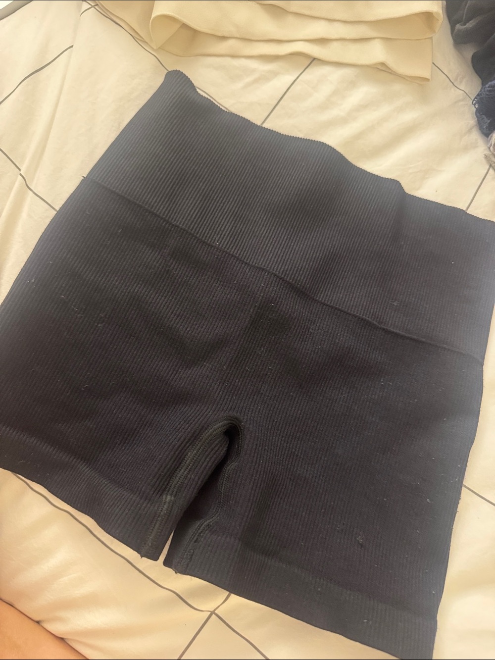 Seamless High-Waist Ribbed Black Women’s Shorts. Aritzia